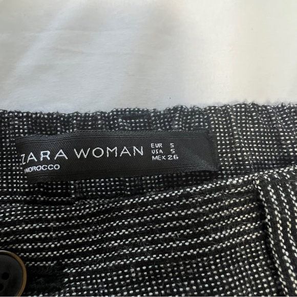 Wool trousers in size small in black and gray plaid- Zara - Picture 4 of 4